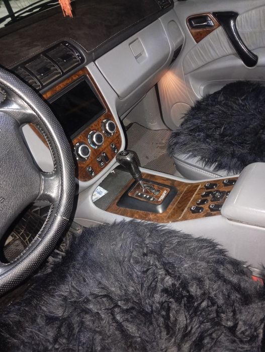 Продам Мерседес мл163