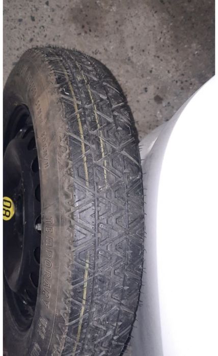 Продается шины для автомобиля