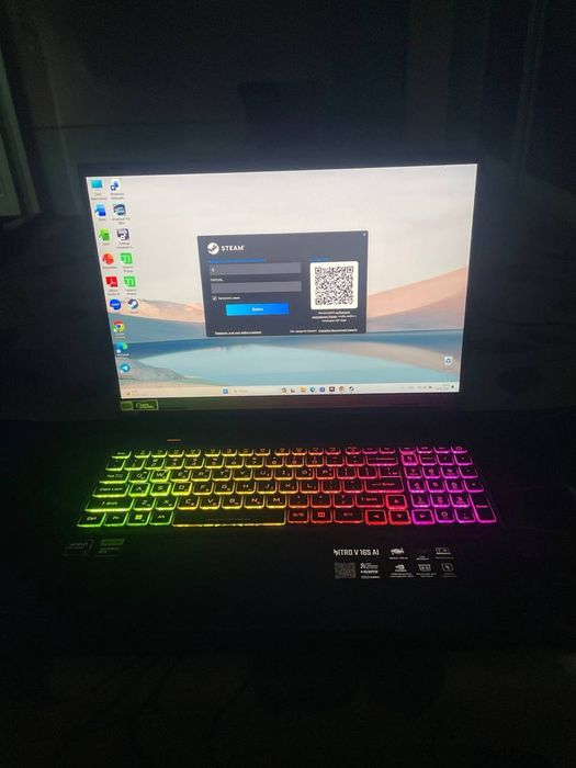 ACER NITRO V 16S AI srochna sotiladi ideal 20 kun ishlagan