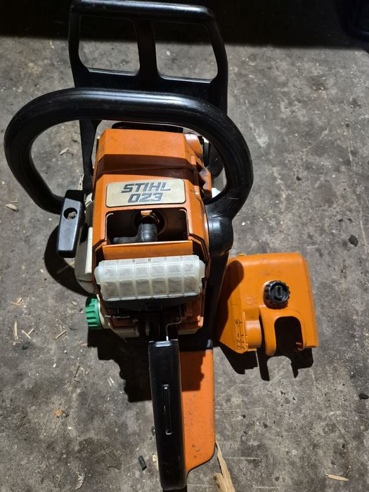 Drujbă  STIHL 023