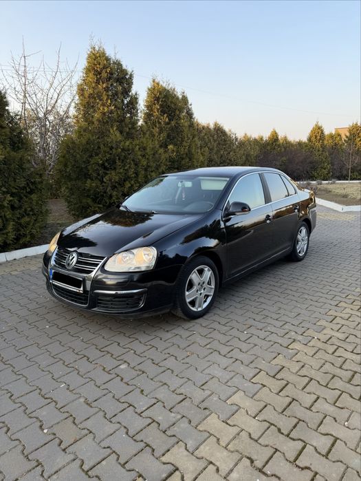 Vând Volkswagen Jetta an 2009, 1.9 TDI, 105CP, inmatriculat RO
