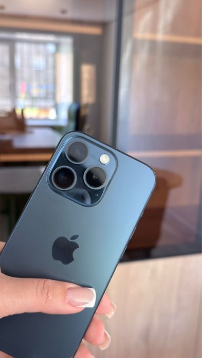 Айфон 15 проо в хорошем состояние