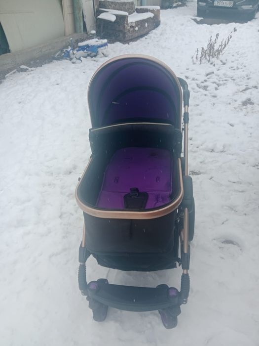 Коляска многофункциональная