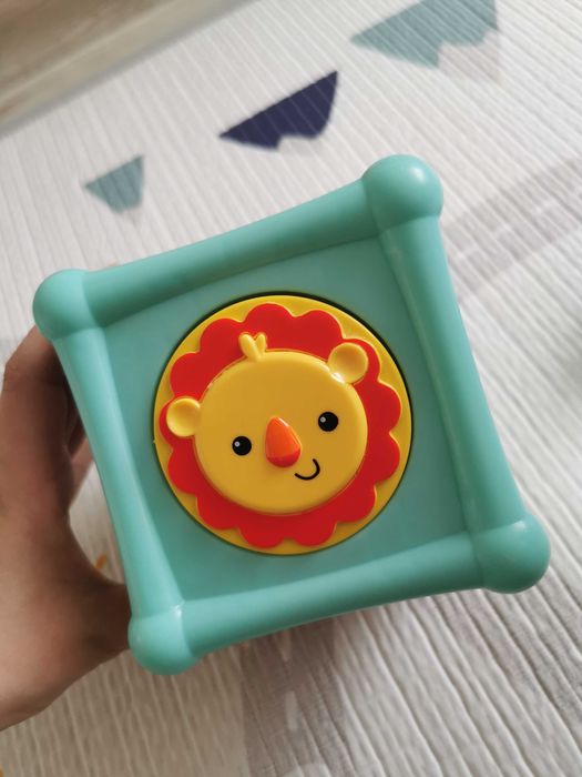 Интерактивно кубче Fisher price