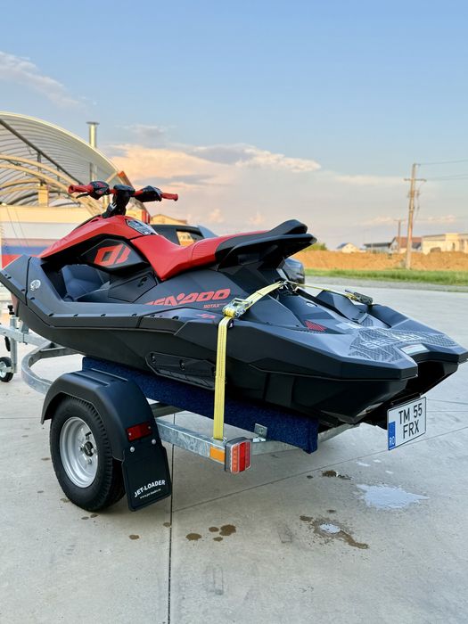 Vand SeaDoo Trixx 3Up 2023, ca nou cu peridoc !