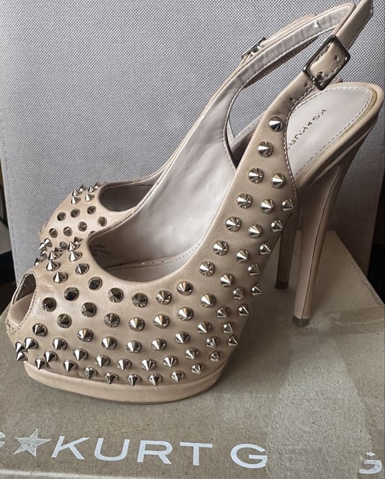 Kurt Geiger сандали на висок ток