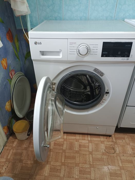 Продам стиральную машину