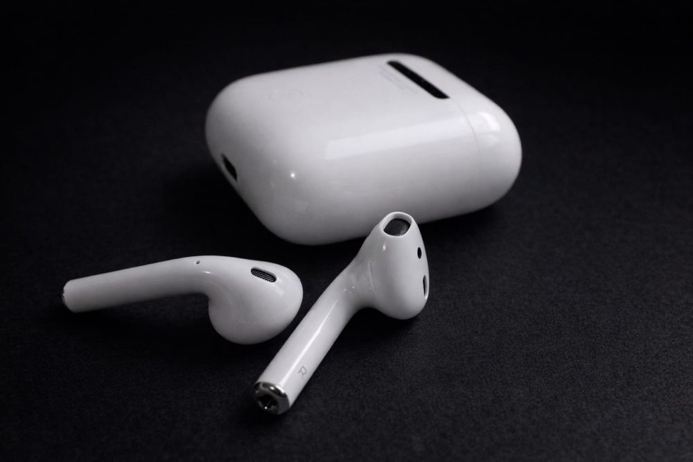 AirPods – Generația 2 (2nd Gen)