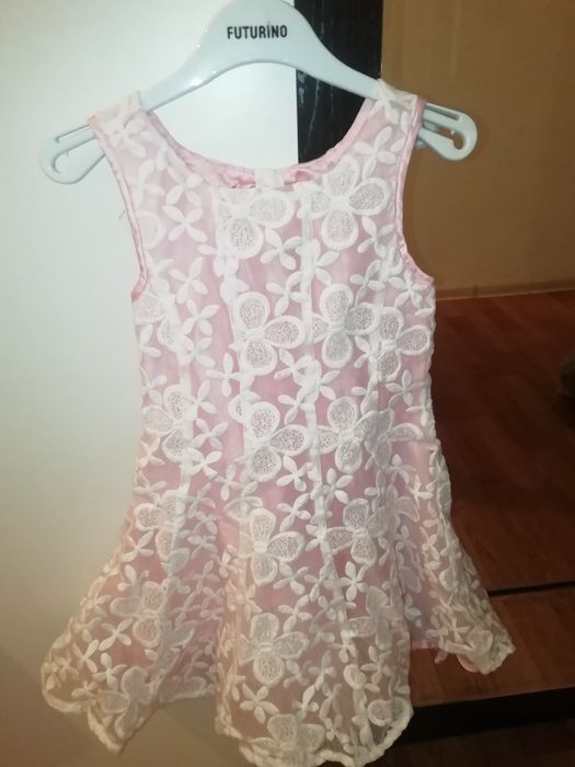 Продам праздничные платья