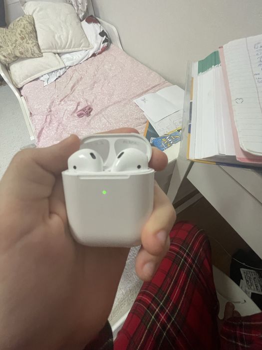 Продаю наушники Air pods