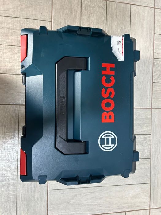 Детектор Bosch D-tect 120 Professional, с дисплеем