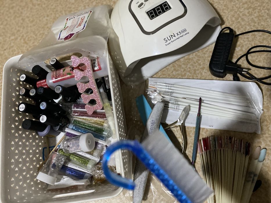 Маникюрный набор для ногтей