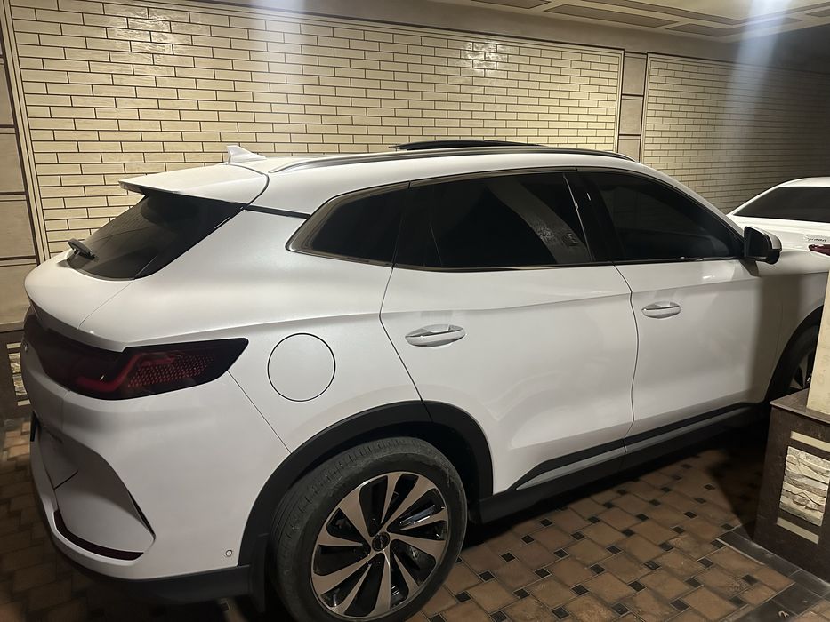 BYD Champion 605 km Flagship