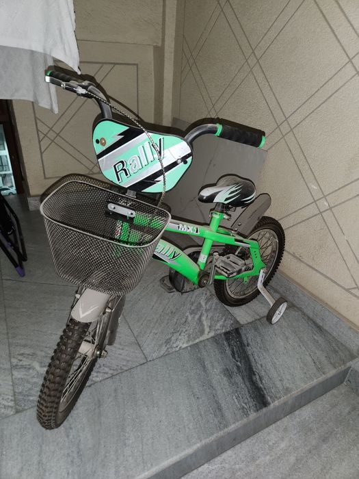 Детский велосипед Rally MX1 16" с корзиной и боковыми колесами