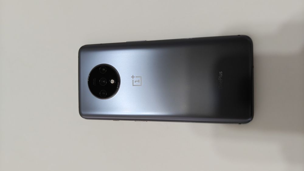 Oneplus 7T 8gb ram 256gb rom