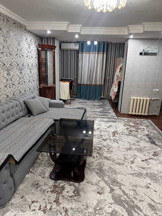 Сдается 2 комнатная квартира на Новомосковком