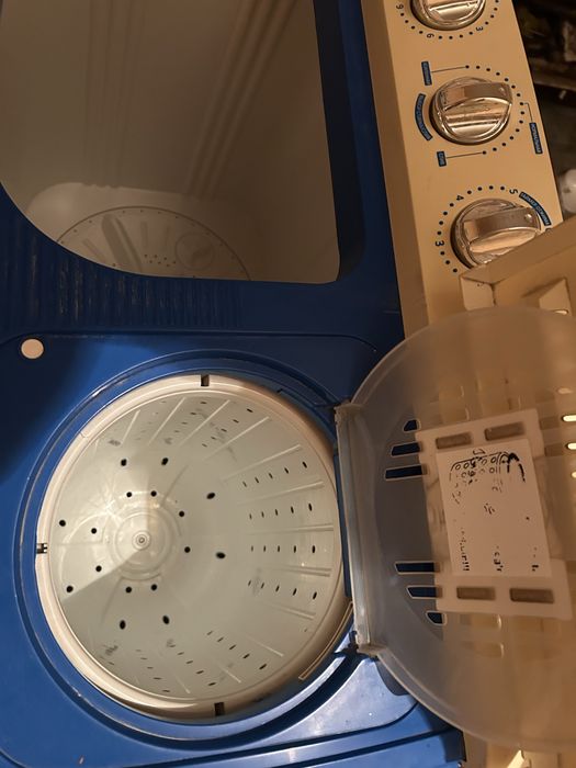 Стиральная машинка полуавтомат.