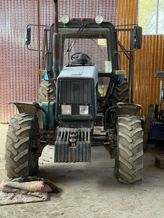 Трактор МТЗ 1221