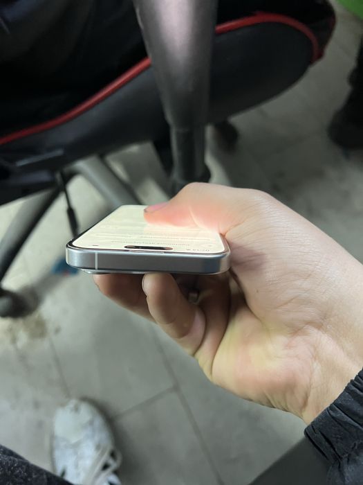 Продам айфон 15pro