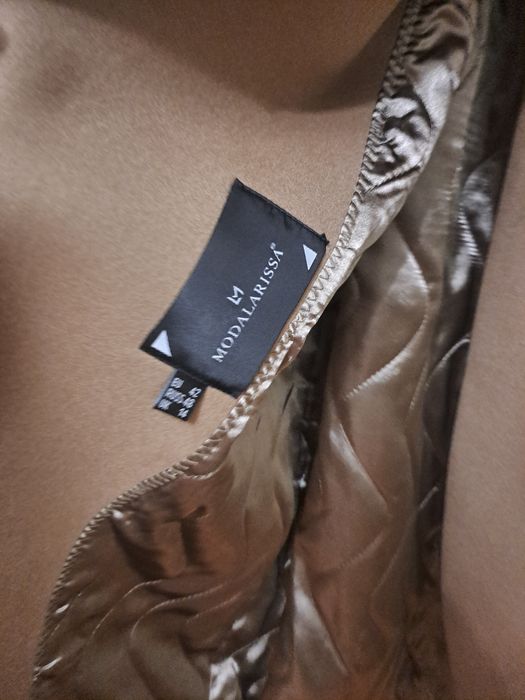 Продам эксклюзивное пальто