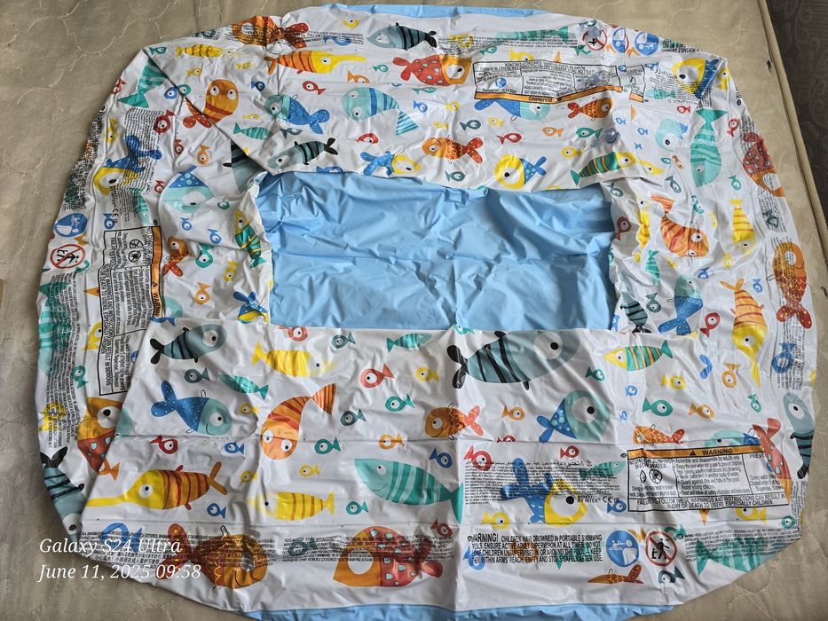 Продам детский бассейн.