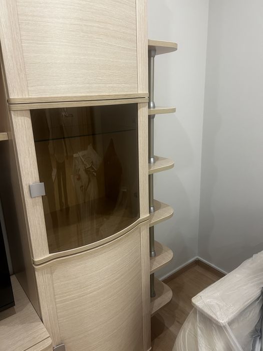 Продам стенку для телевизора