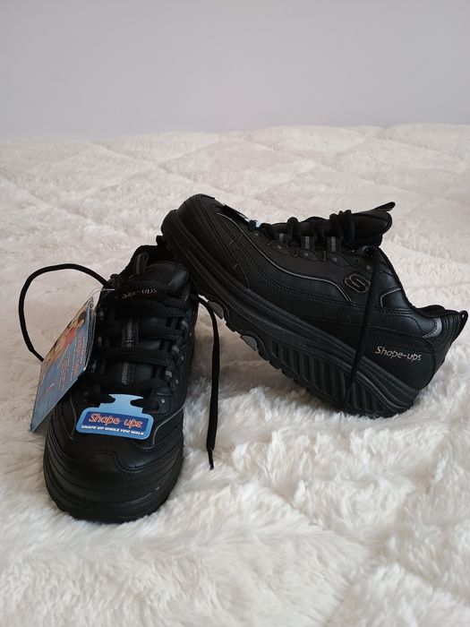 Спортни маратонки Skechers Shape-ups