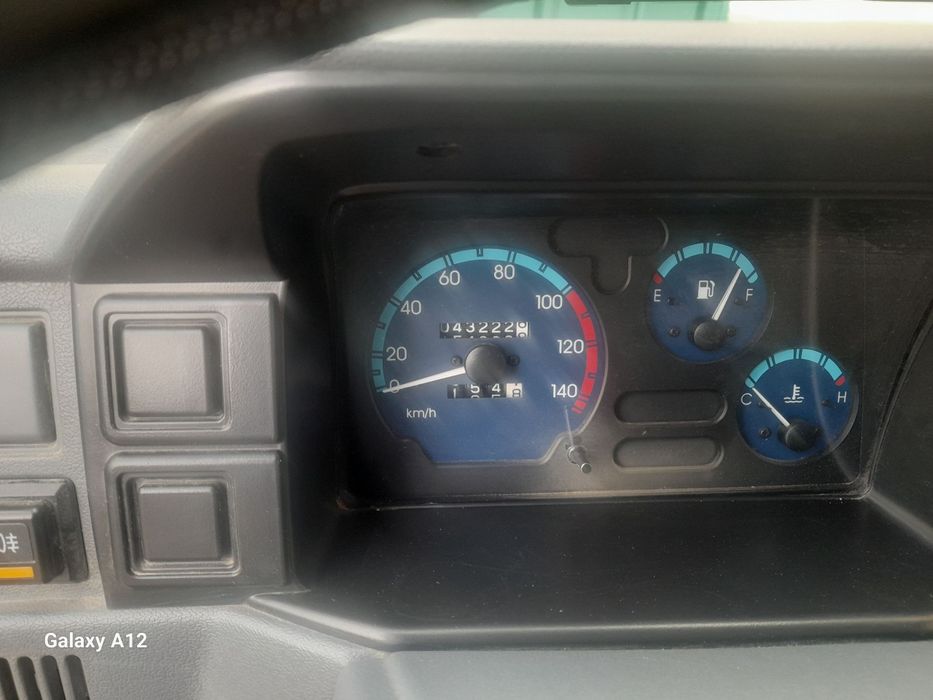 Продаётся дамас 2024 года с пробегом 44 тысяч