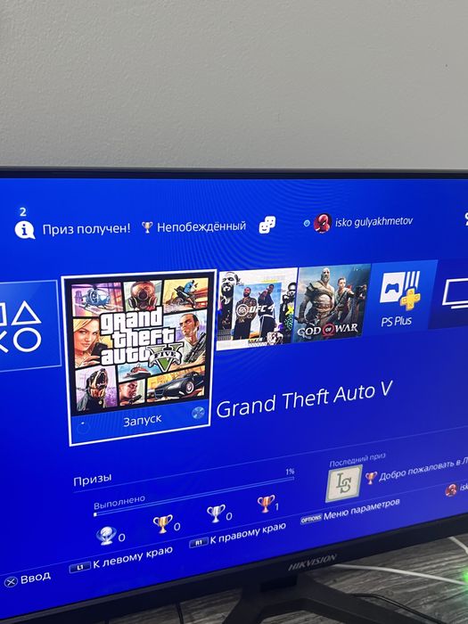 Продам пс4 про (Playstation 4 pro)