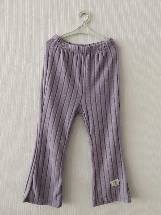 Нов супер мек комплект суитшърт и панталон за 5-6г. момиче-15лв