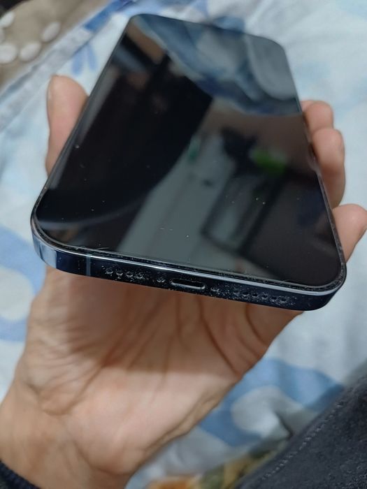 Айфон 13 pro макс 256 гб.