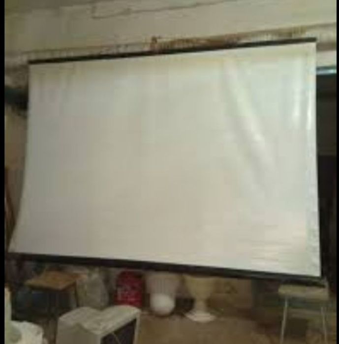 Экран Кинопроектора