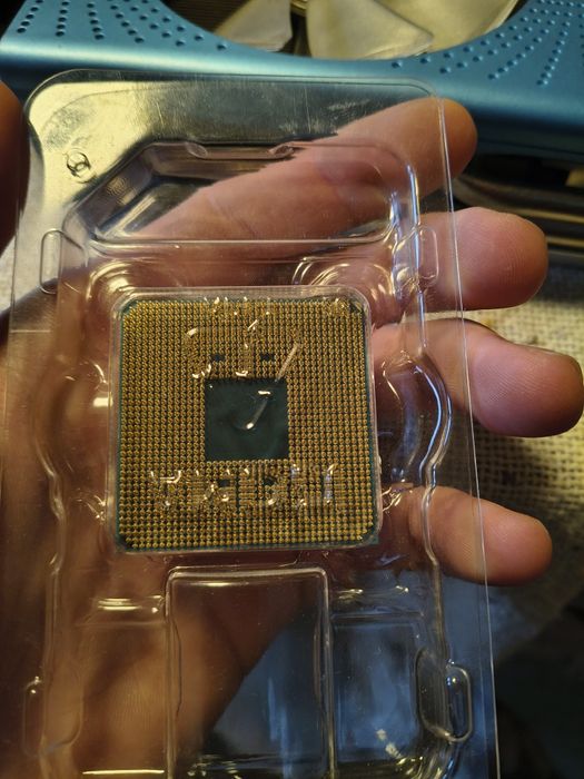 Kit gaming placa video și procesor