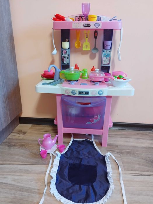 Детска кухня за игра