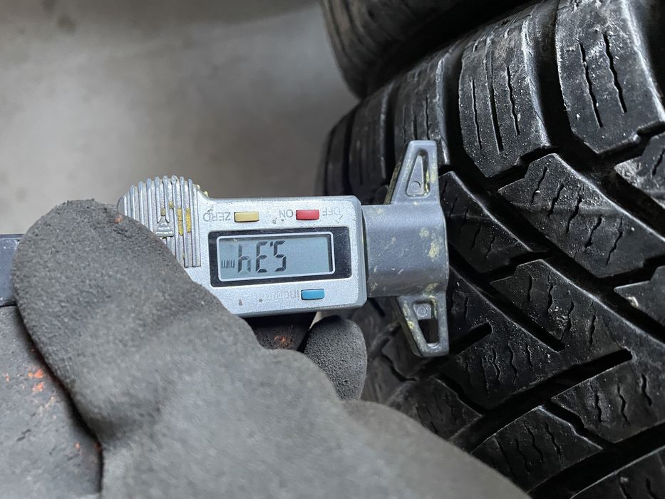 Anv m+s 185/60/15 Semperit/Continental