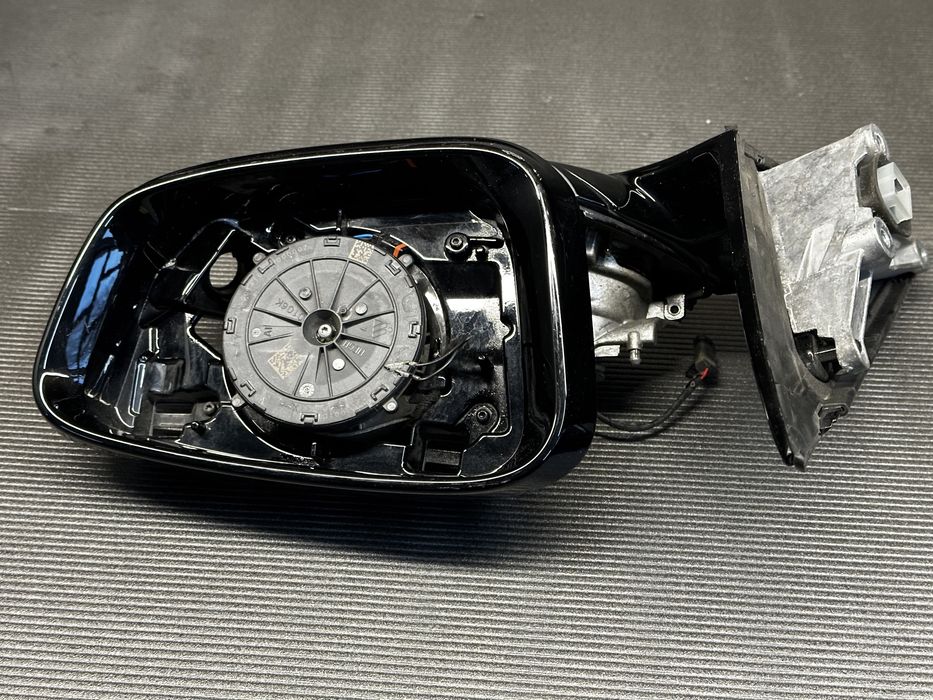 Oglinda dreapta Bmw seria 5 G30 shadowline rabatabila