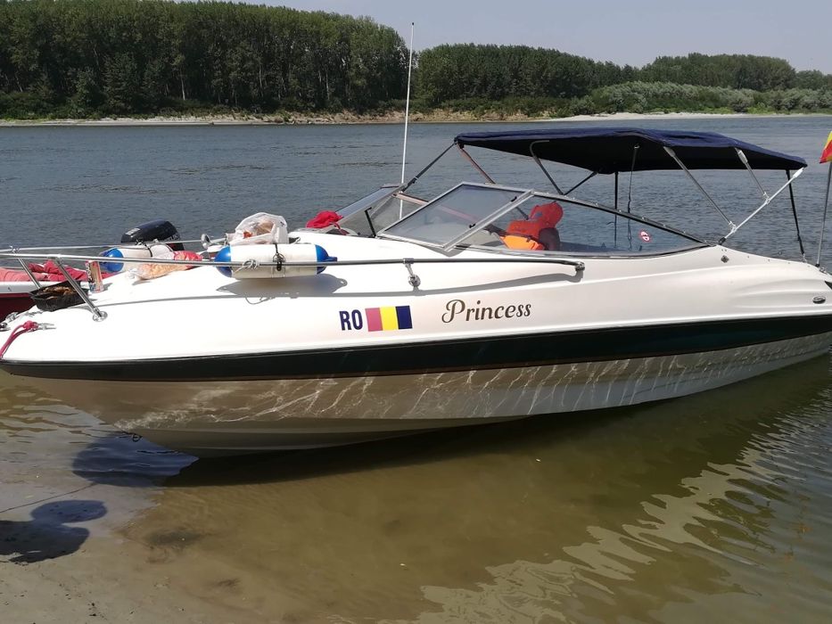 Șalupă Bayliner Capri model 2052 LS
