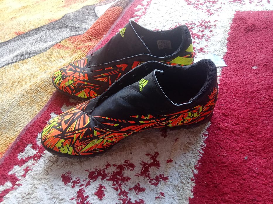 Ghete adidas nemeziz Messi mărime 37