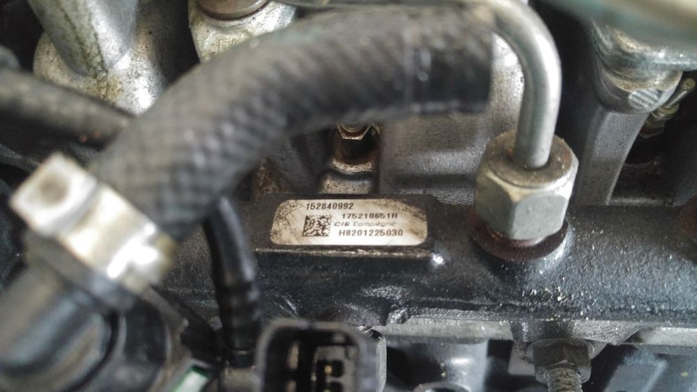 rampa injectoare 1.5 d k9k mercedes a-class w176  8201225030