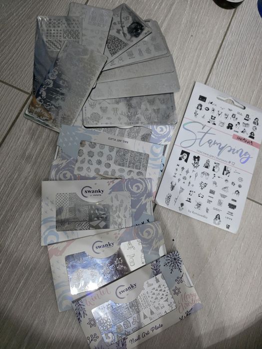 Продам все для маникюра