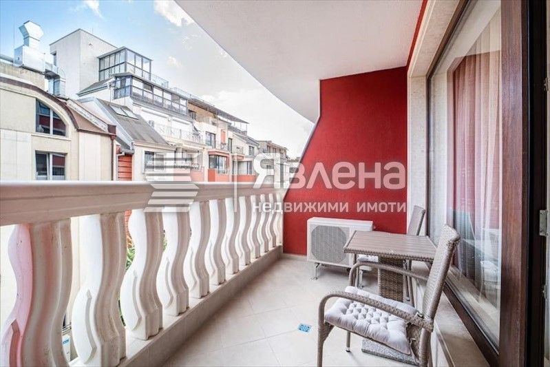 Продава се Двустаен апартамент в Варна, Център - 86 кв.м за 3721 €/кв.м - Снимка #9