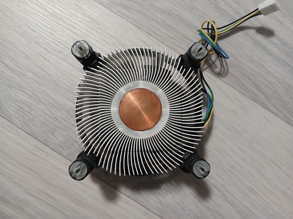 Кулер центрального процессора