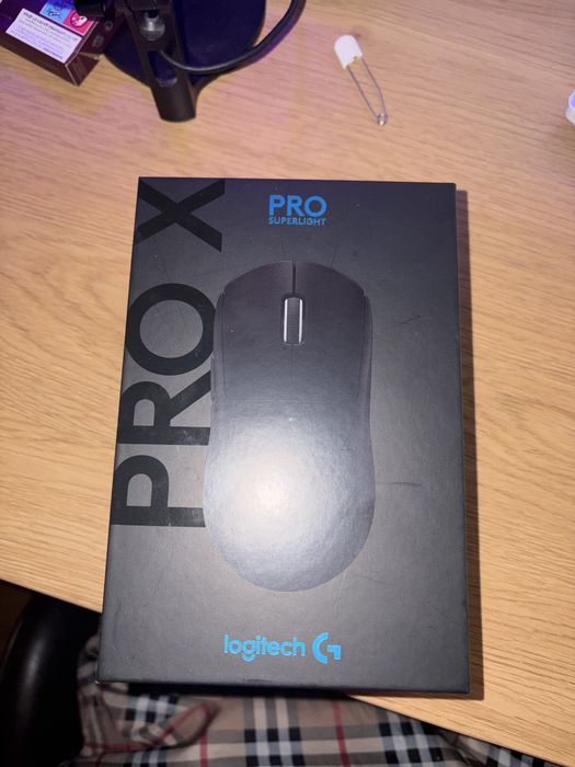 Logitech g pro superlight wireless