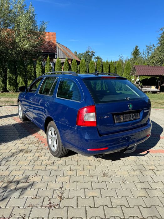 SKODA Octavia 2012 — imagine 3