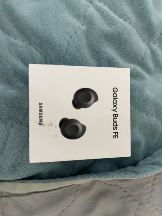 samsung buds fe white