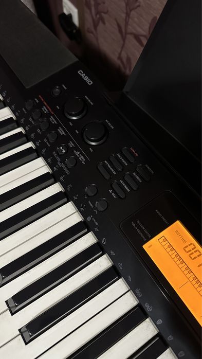 Синтезатор Casio