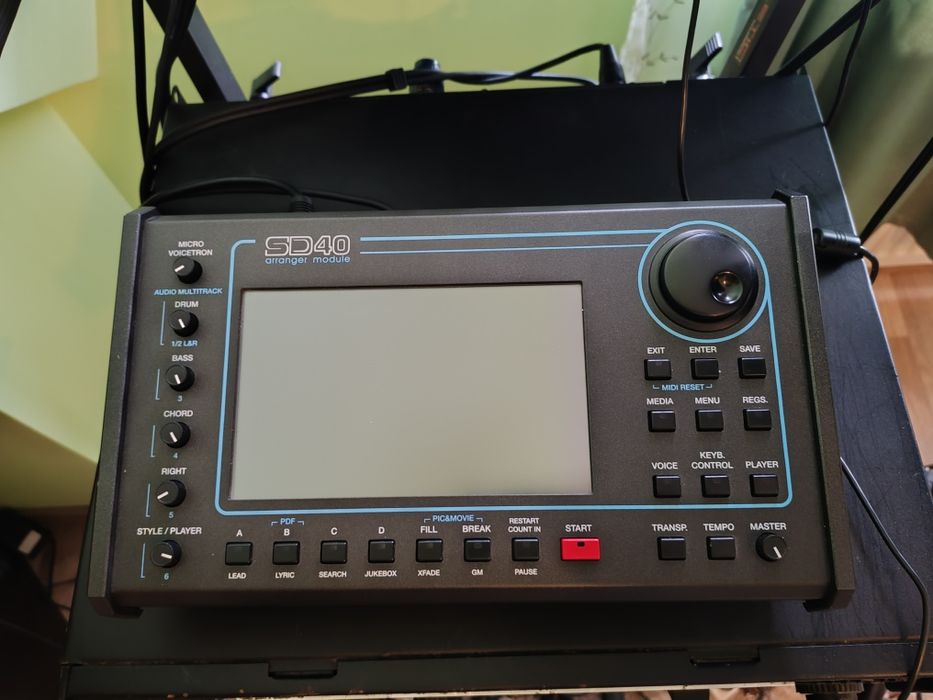 Ketron sd 40 modul cu secuențerțer  și aranjor!