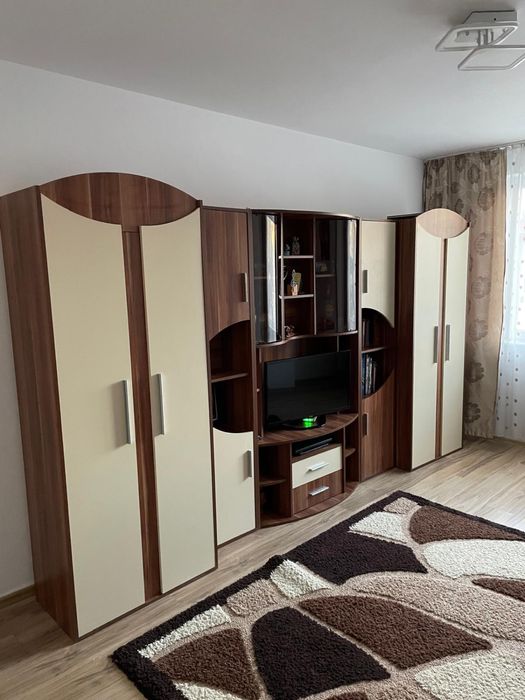 Garsoniera de inchiriat