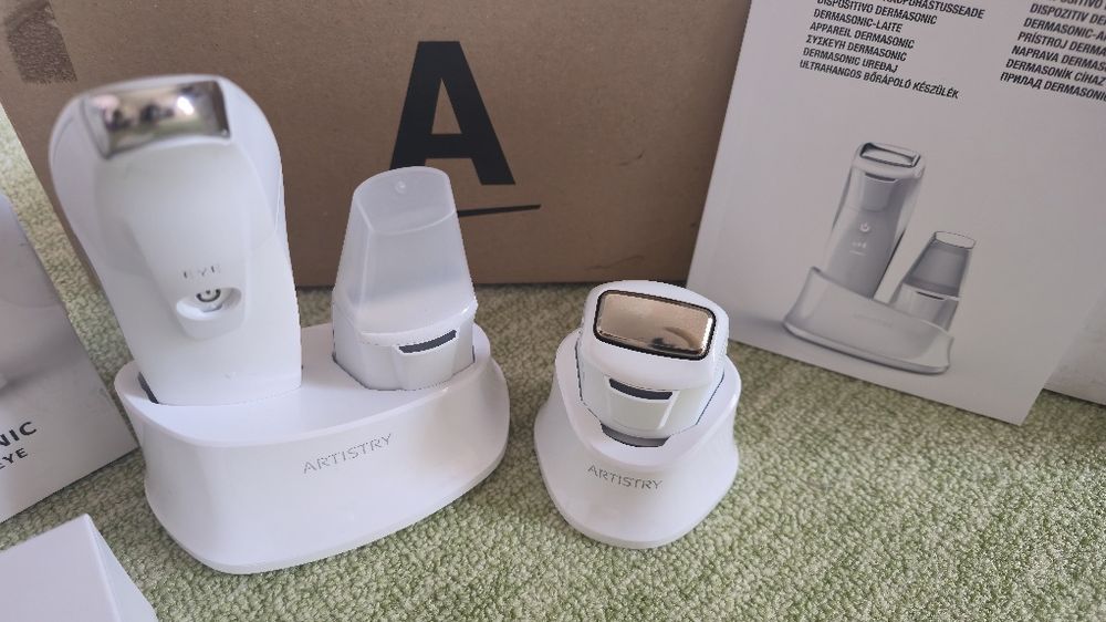 ARTISTRY Dermasonic