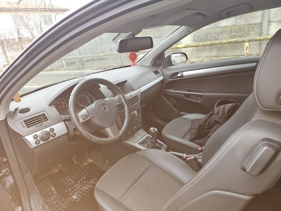 Opel astra GTC 2007